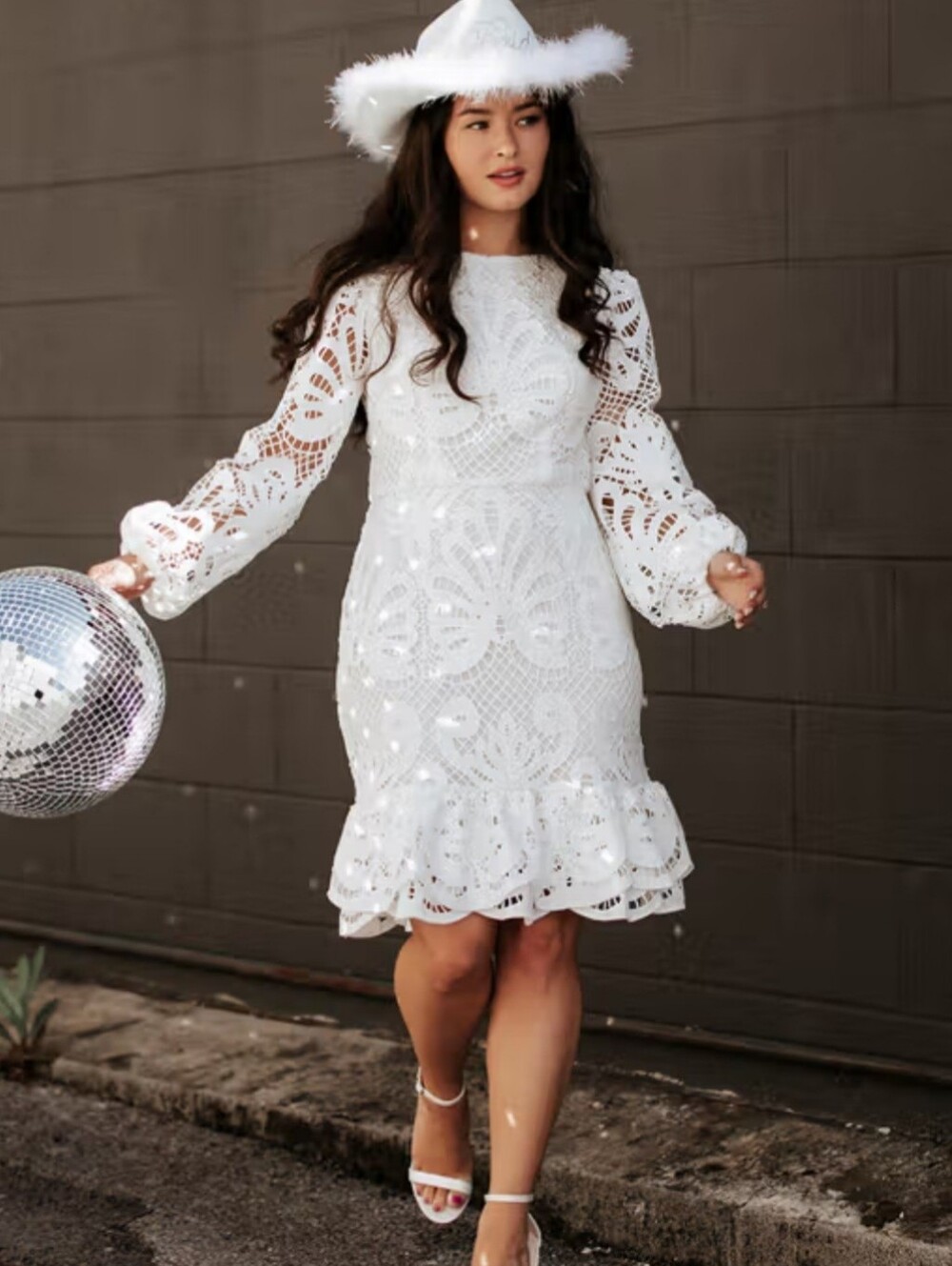 DB Studio David’s Bridal Lace Flounce Hem Long Sleeve Dress Size 0 - Picture 2 of 12